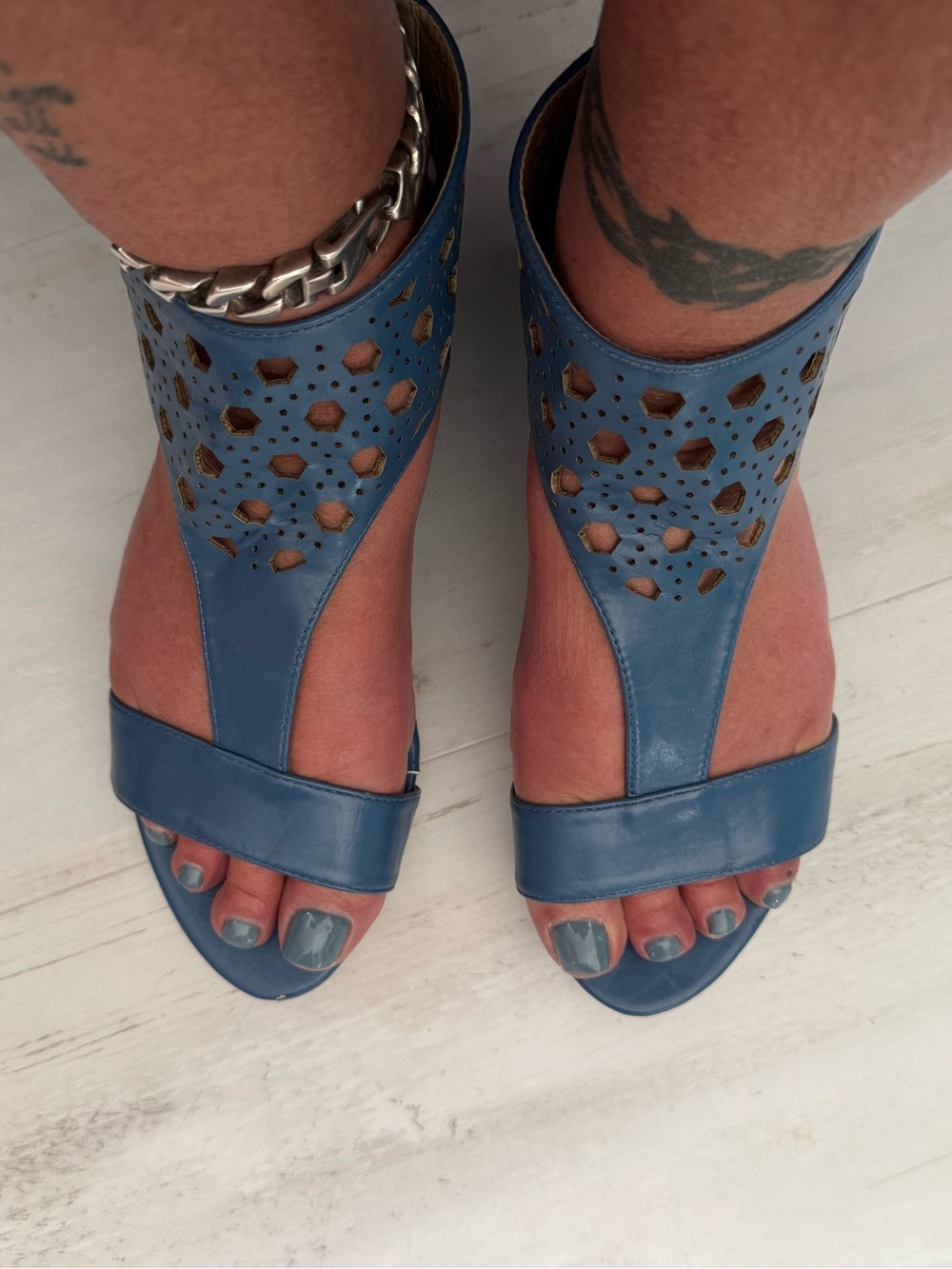 comfortview Blue Laser-Cut T-Strap Gladiator Sandals - Picture 2 of 7